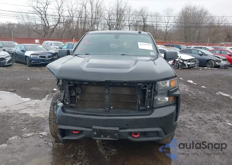 2021 Chevrolet Silverado 1500 Custom Trail Boss z USA, uszkodzony, nr VIN 1GCPYCEF7MZ328104